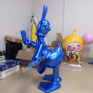 Fiberglass Donald Duck sculpture (2)