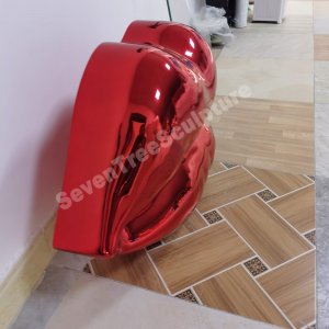 Fiberglass lip sculpture (3)
