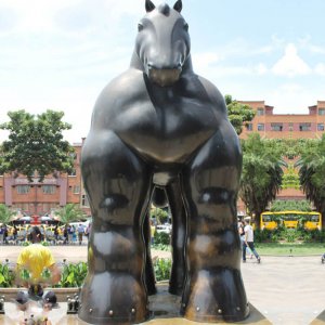 bronze Fernando Botero horse sculpture (1)