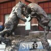 bull and bear statues (4)