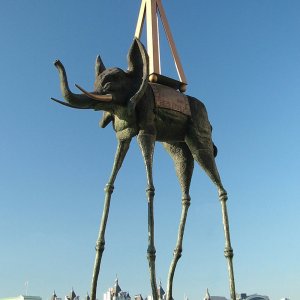 dali elephant bronze sculpture