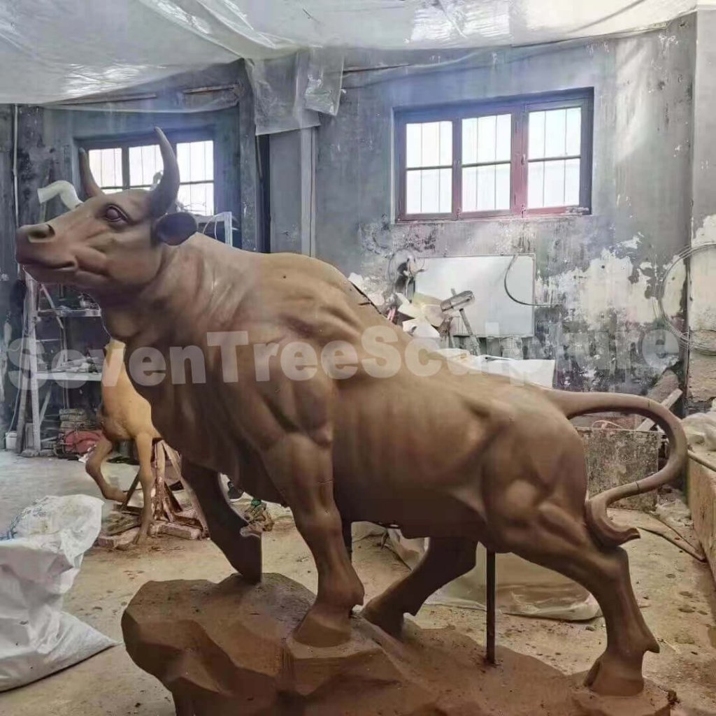 Bull & Cows Statue SevenTreeSculpture