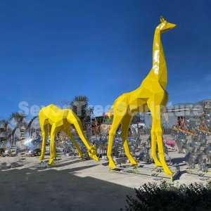 Factory Wholesale Fiberglass Giraffe Statues For Sale