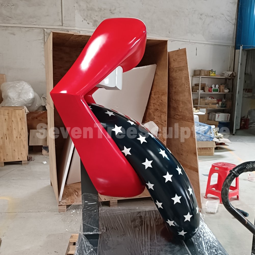Factory Price Fiberglass Lip Tongue Statue For Sale - Image 3