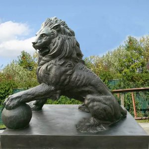 Bronze big lion sculpture for sale