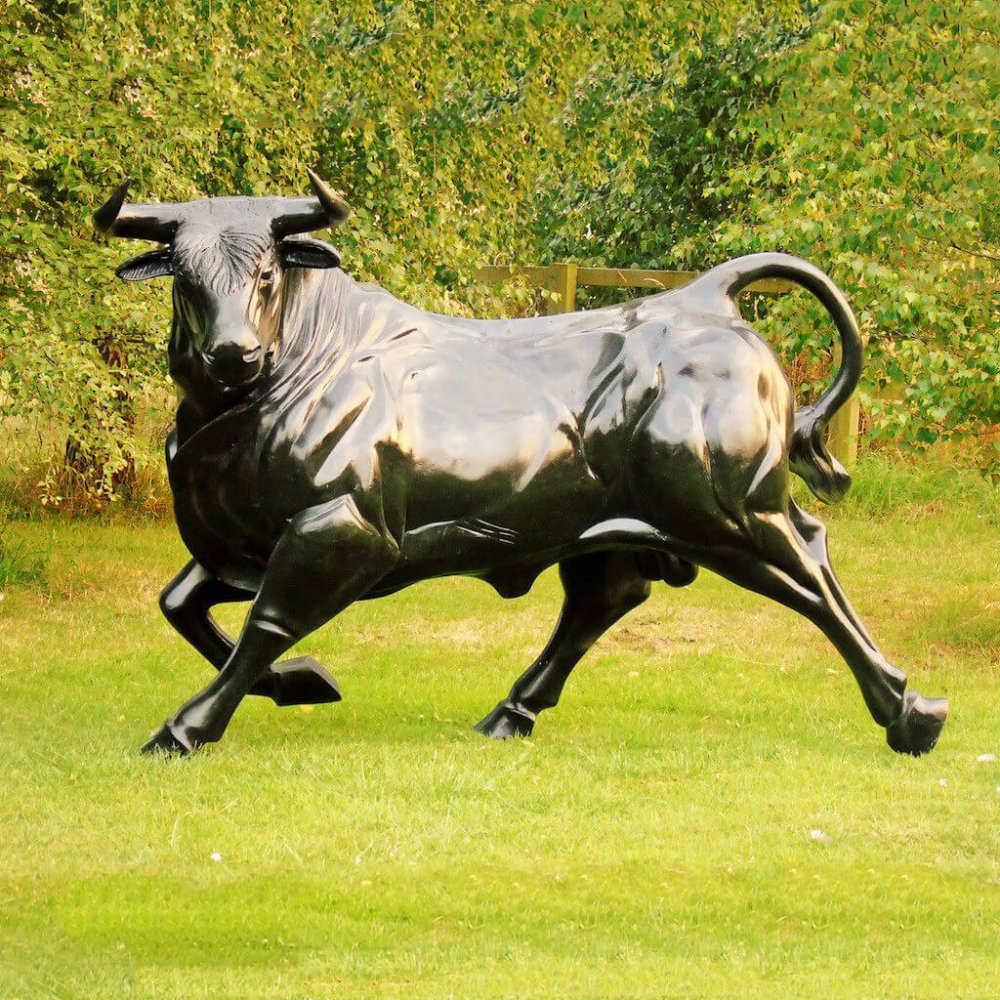 Large Bronze Highland Cow Sculpture For Sale - Image 3