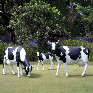 Wholesale Fiberglass Cow Statue