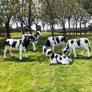 Custom Life Size Fiberglass Cow For Sale