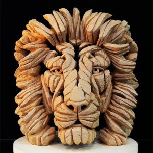Resin Edge Sculpture Lion Bust For Sale