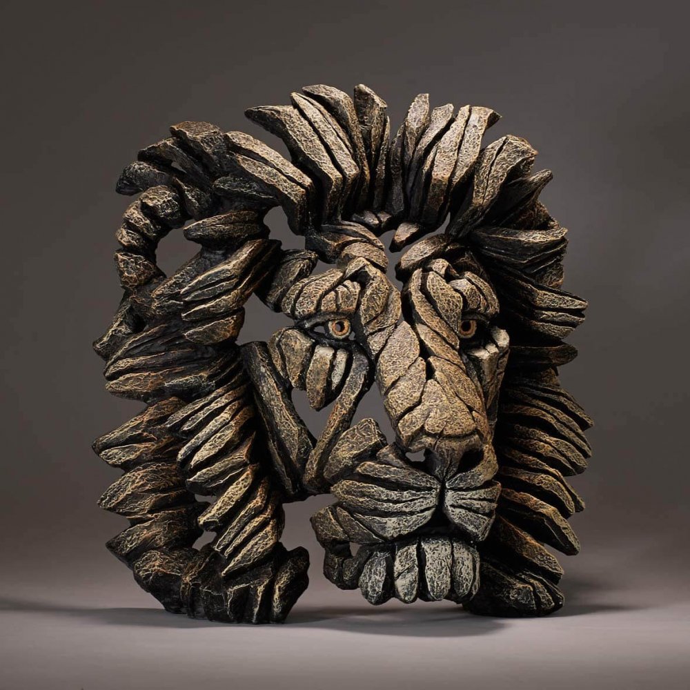 Resin Edge Sculpture Lion Head For Sale - Image 3