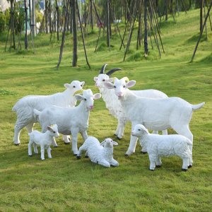 Resin Lamb Statues For Outdoor Lawn