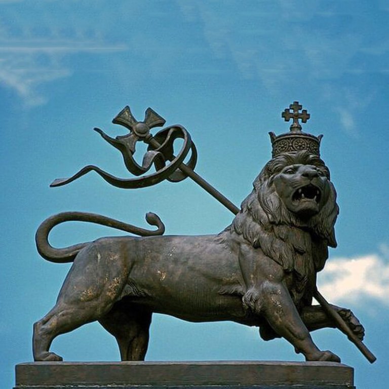 Hot Sale Bronze Lion Of Judah Statue SevenTreeSculpture