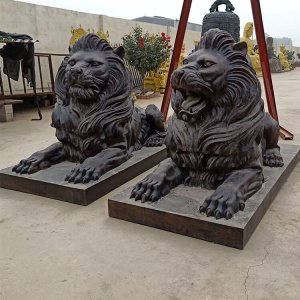 Garden Decorative Bronze Lion Sculpture For Sale