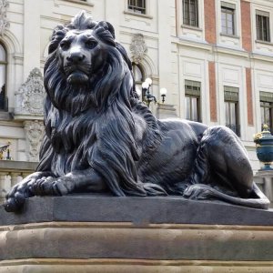 Hot Sale Bronze Lion Statue Lying Down