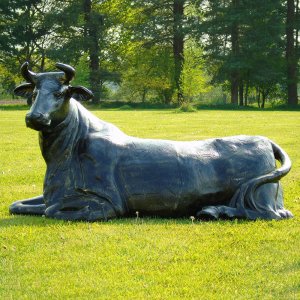 Handicraft Bronze Metal Cow Sculpture For Sale