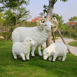 Fiberglass Sheep Lawn Ornament Sculpture