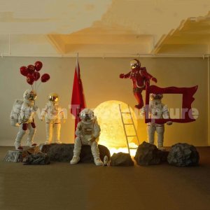 Manufacturers Fiberglass Astronaut Statue For Sale