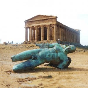 Copper Igor Mitoraj Statue Bronze Fallen Angel Sculpture For Sale