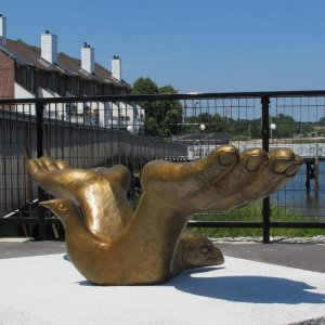 Famous Bronze Peace Offering Hand Sculpture For Sale
