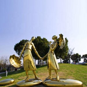 Stainless Steel Lovers Statue Garden For Sale