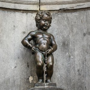 Famous Peeing Statue Bronze Fountain For Sale