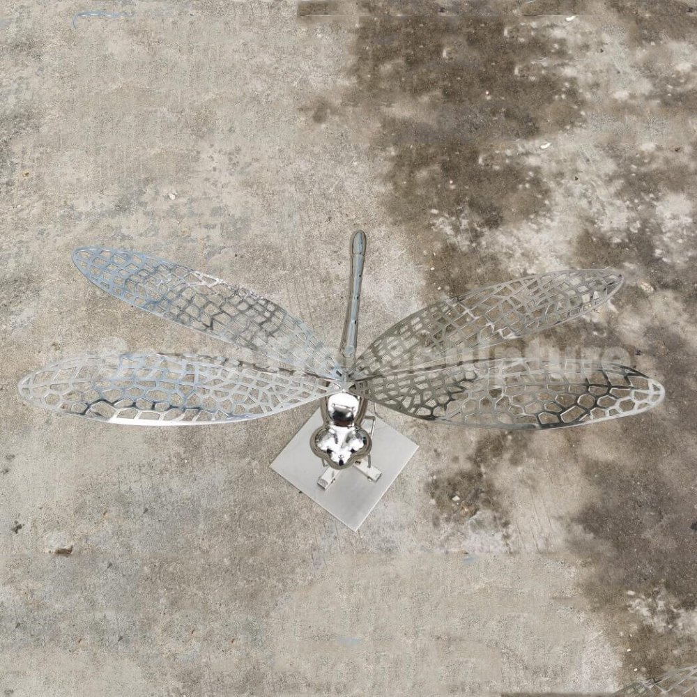 Stainless Steel Large Dragonfly Garden Sculpture For Sale - Image 2