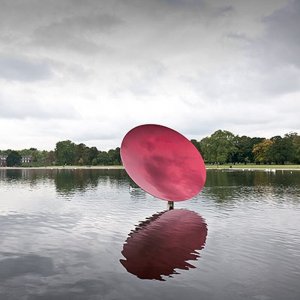 Mirror Stainless Steel Anish Kapoor Statue For Sale
