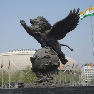 Large Bronze Lion Statue Entrance For Sale
