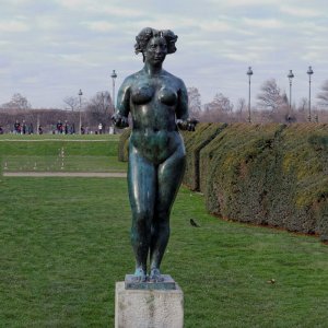 Life Size Women Bronze Pomone Sculptures For Aristide Maillol
