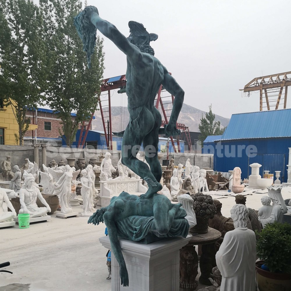 Factory Wholesale Bronze Perseus Statue For Sale - Image 4
