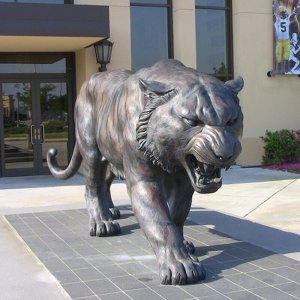 Bronze Realistic Asian Tiger Statue For Sale