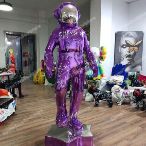 Fiberglass Electroplating Astronaut Ssculpture For Sale