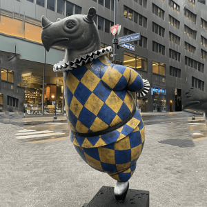 Hot Sale Famous Dancing Bronze Hippo Sculpture