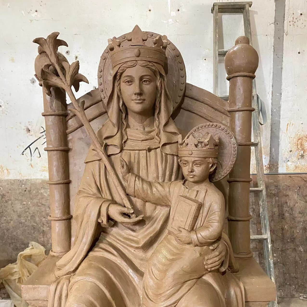 mary and jesus statue1