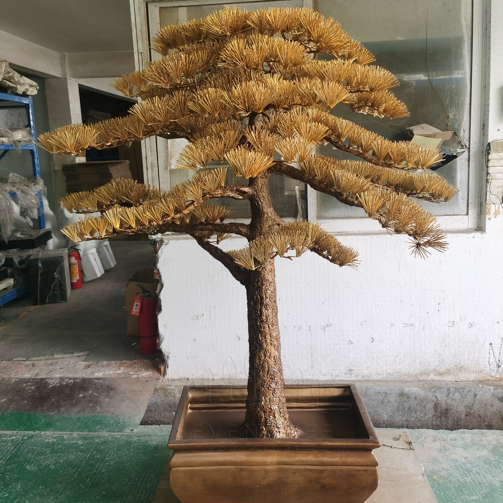 large tree sculpture outdoor