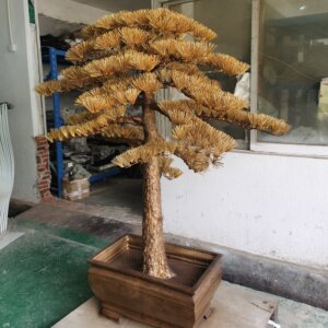 tree sculpture